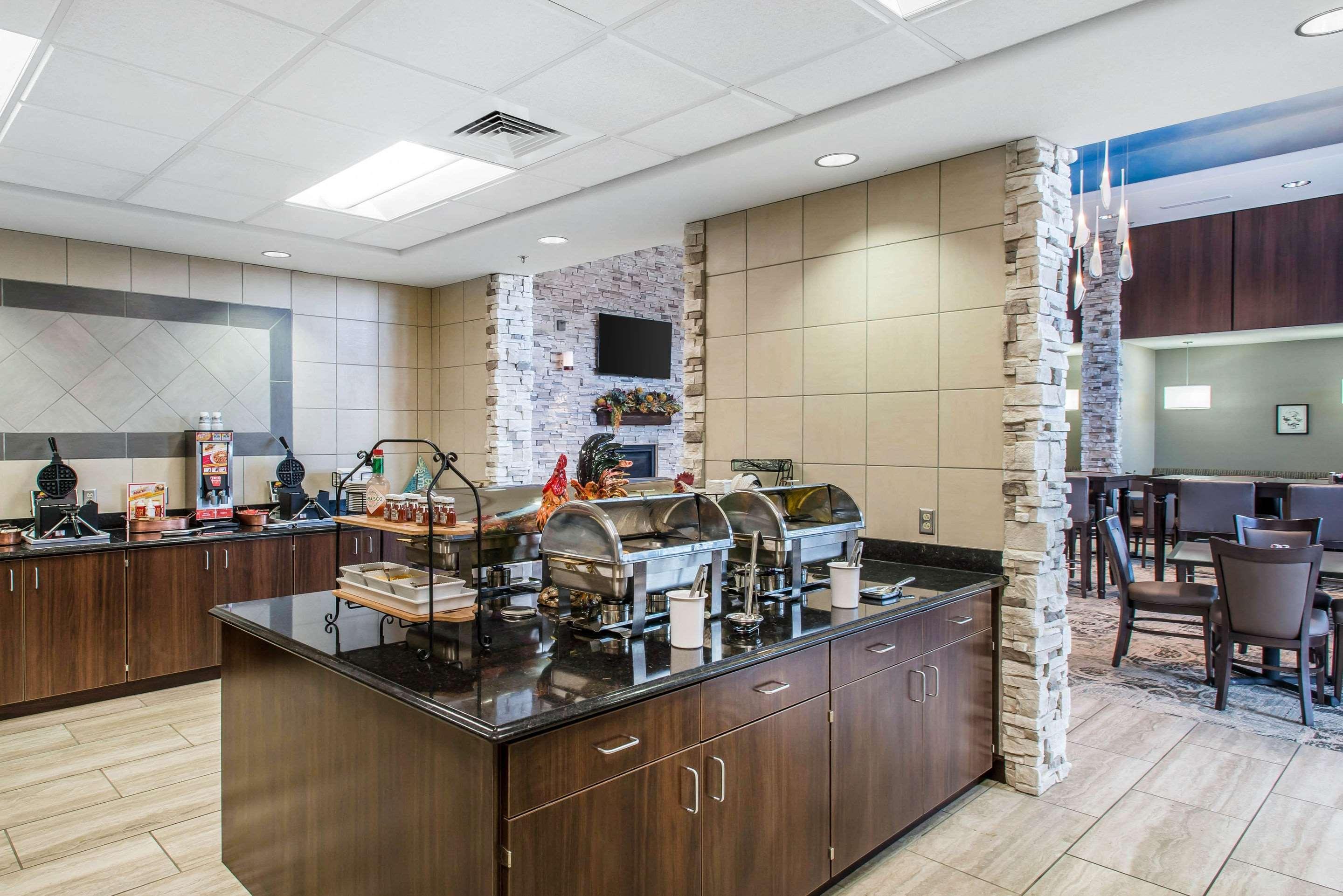 The Heritage Inn & Suites, Ascend Hotel Collection Garden City Εξωτερικό φωτογραφία