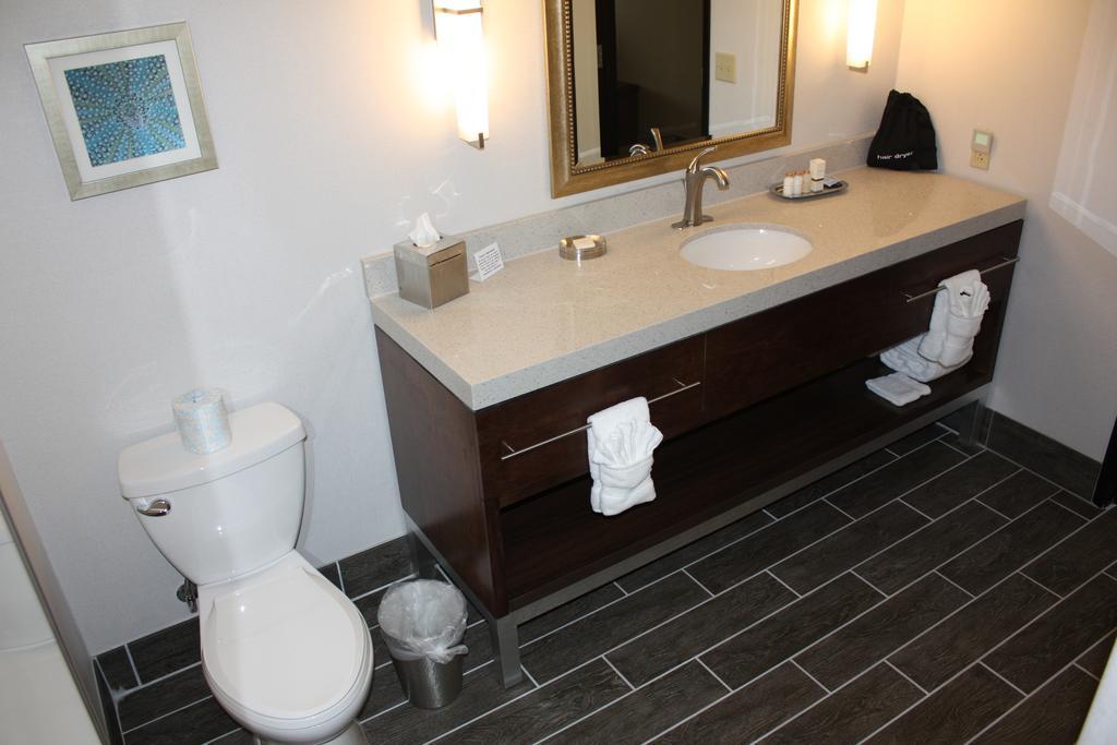The Heritage Inn & Suites, Ascend Hotel Collection Garden City Εξωτερικό φωτογραφία