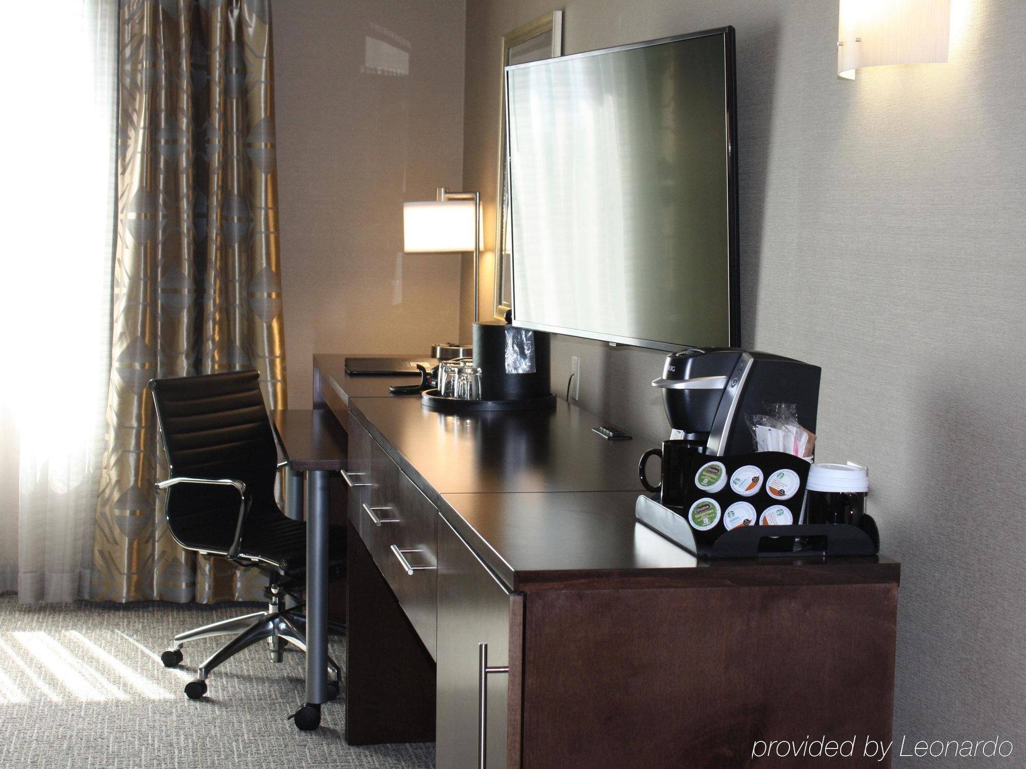 The Heritage Inn & Suites, Ascend Hotel Collection Garden City Εξωτερικό φωτογραφία