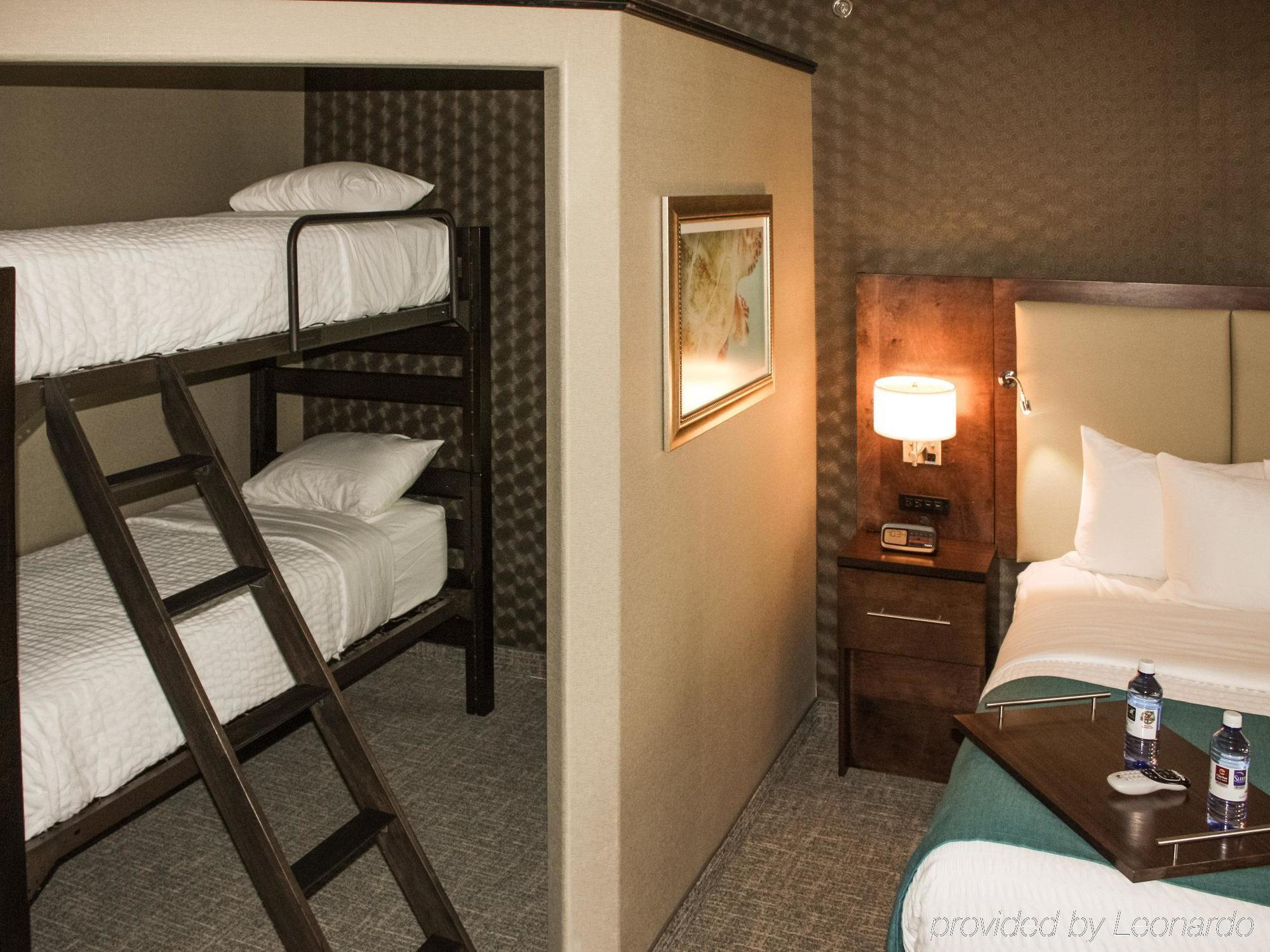 The Heritage Inn & Suites, Ascend Hotel Collection Garden City Εξωτερικό φωτογραφία