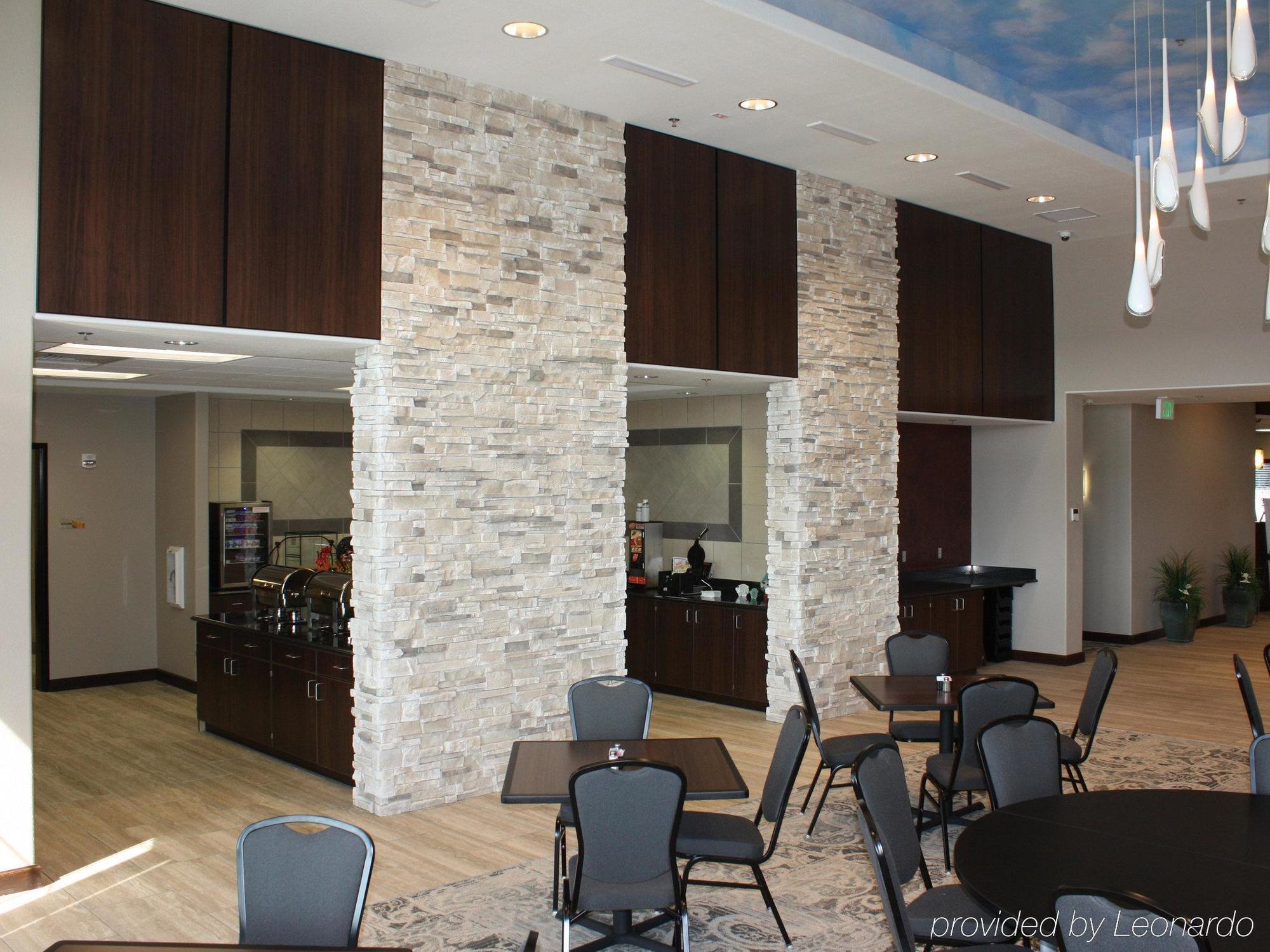 The Heritage Inn & Suites, Ascend Hotel Collection Garden City Εξωτερικό φωτογραφία